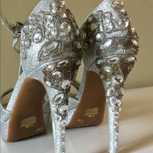 Gianni Bini Silver Weeding Heels